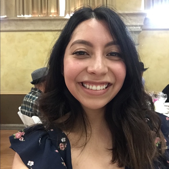 Meet your Posher, Lupita - Picture 1 of 1